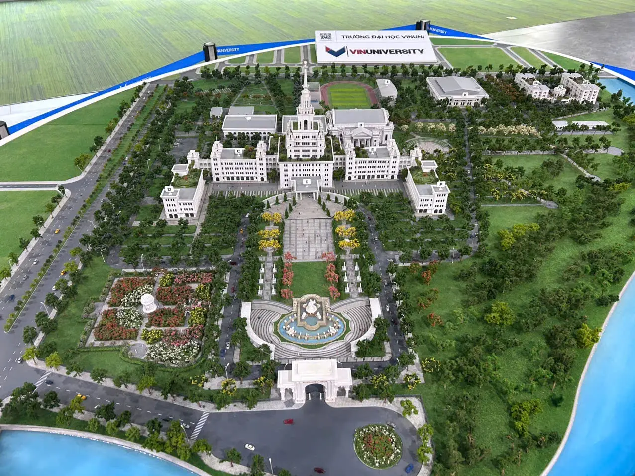 TRƯỜNG ĐẠI HỌC VINUNI