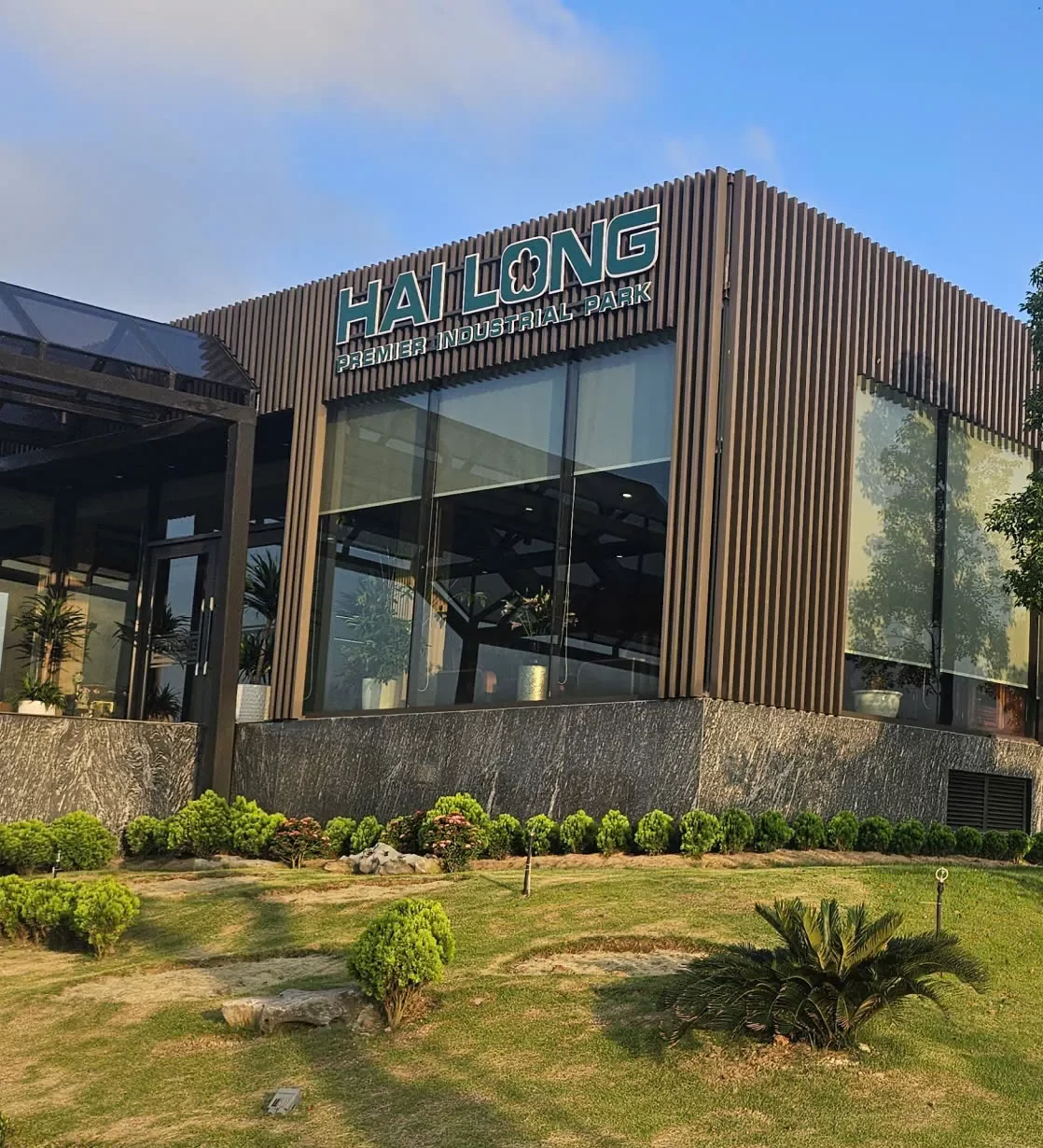 NHÀ ĐIỀU HÀNH KHU CÔNG NGHIỆP HẢI LONG